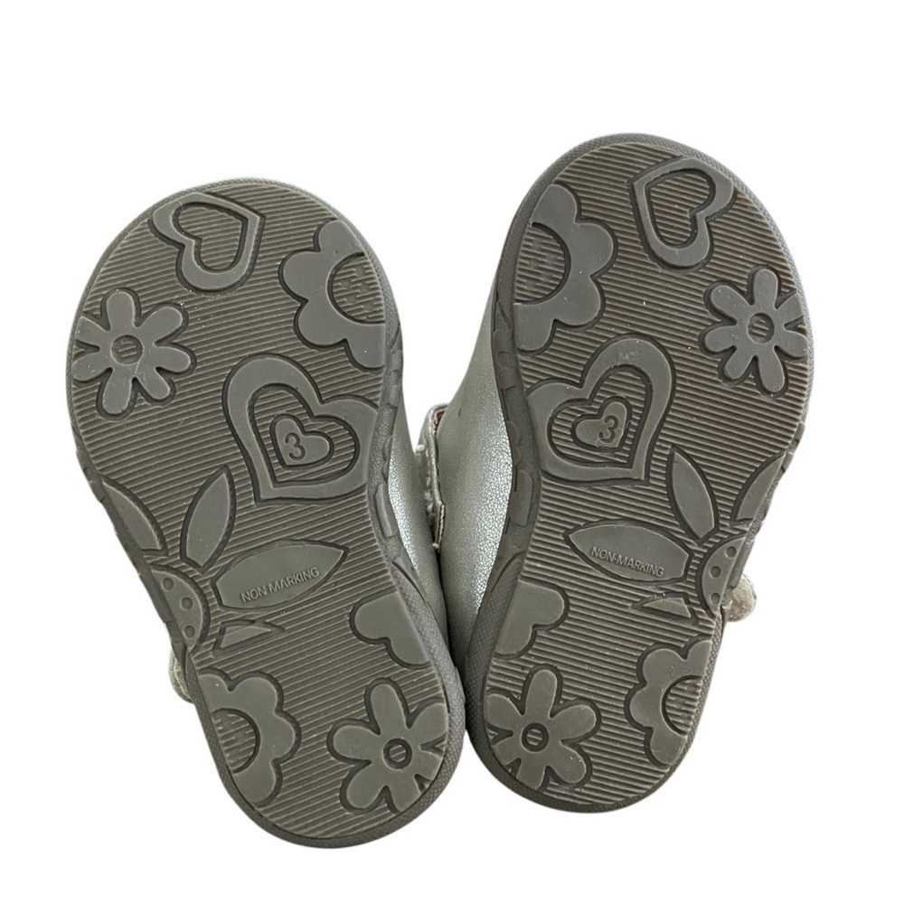Kids Girl Size 3 Shoes Bundle Sandals Carters Koala Kids Oshkosh - Picture 8 of 16